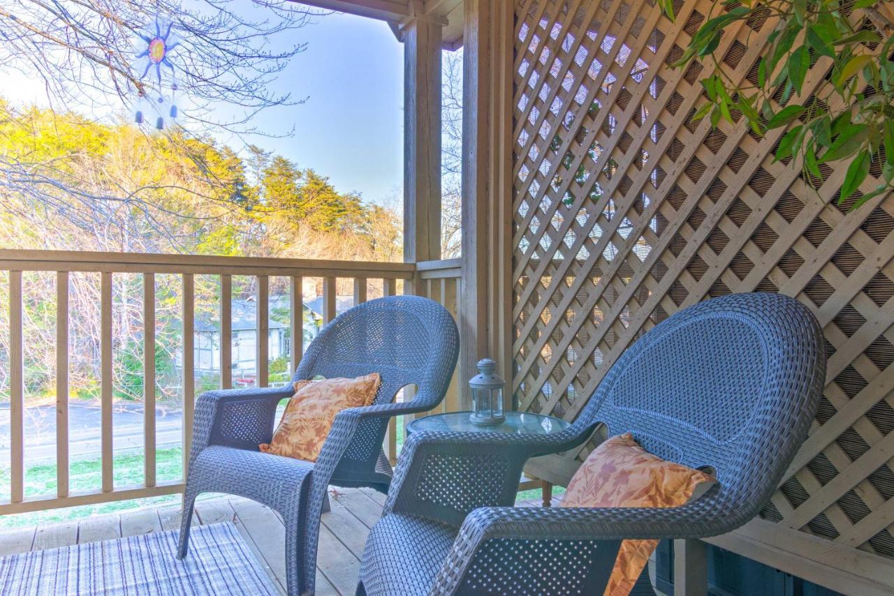 Studio With Resort Amenities 1 Mi To Lake Lure Buitenkant foto